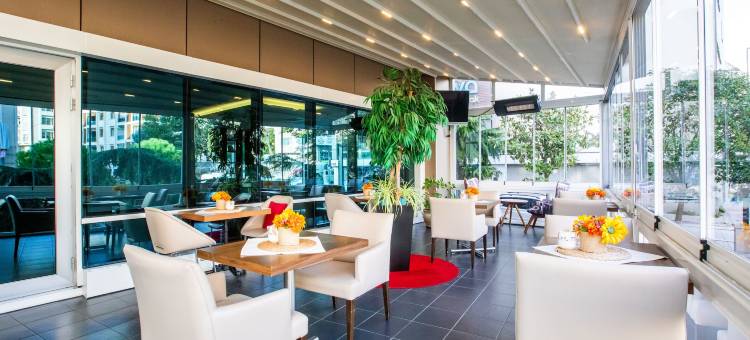 伊斯坦布尔卡塔尔华美达安可酒店(Ramada Encore by Wyndham Istanbul Kartal)图片