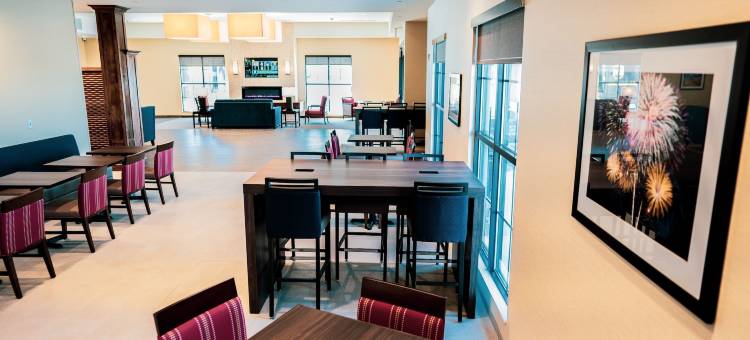 阿尔伯克基机场舒适套房酒店(Comfort Suites Albuquerque Airport)图片