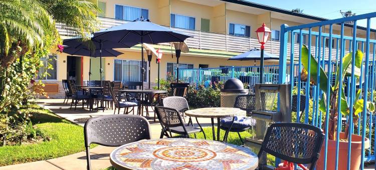 阿纳海姆公园品质套房酒店(Quality Inn & Suites Anaheim at the Park)图片