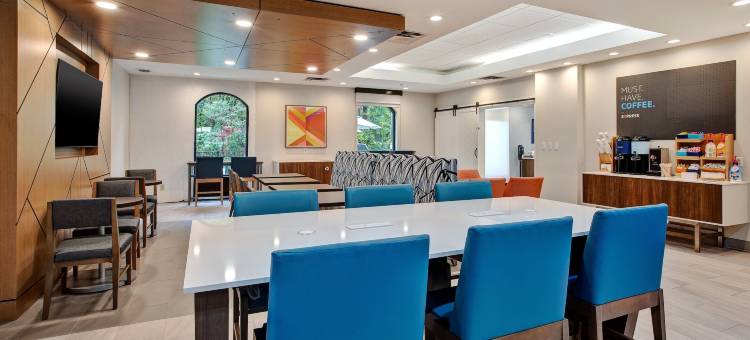 多佛智选假日套房酒店(Holiday Inn Express & Suites Dover)图片