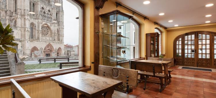 克里索梅森城市(Crisol Mesón del Cid)图片