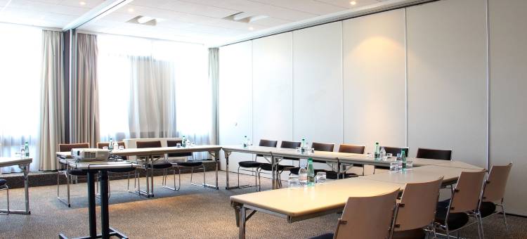 马赛奥巴涅门诺富特酒店(Novotel Marseille Est Porte d'Aubagne)图片