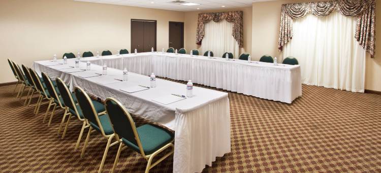 Holiday Inn Express & Suites Franklin - Oil City图片