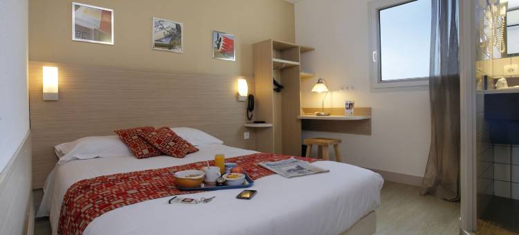 罗阿讷北部赫利欧斯原生酒店(The Originals City Hôtel Hélios Roanne Nord)图片