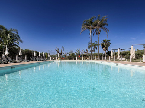 巴迪尤拉农庄酒店