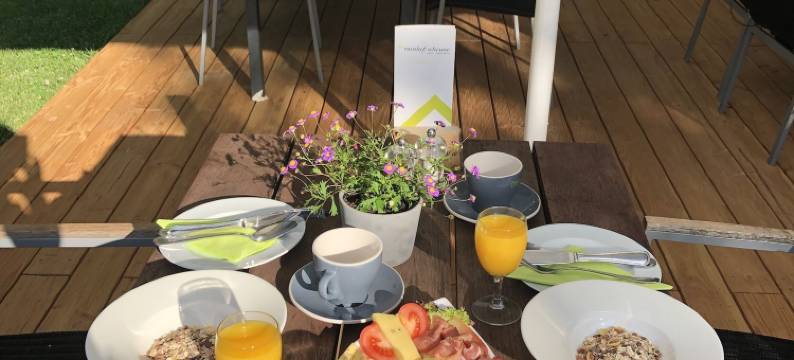 瑞恩豪富熏餐厅酒店(Hotel Rainhof Scheune & Naturpark Restaurant (Kirchzarten))图片