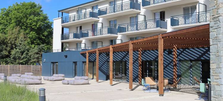 迪沃讷莱班两全其美酒店(Hôtel Best of Both - Divonne-Les-Bains)图片