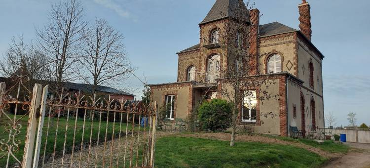 Maëlla别墅 - 膳宿公寓(Villa Maëlla en Normandie- Chambres Tout Confort - Spa)图片