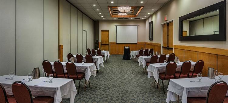 锡尔弗代尔海滩贝斯特韦斯特优质酒店(Best Western Plus Silverdale Beach Hotel)图片