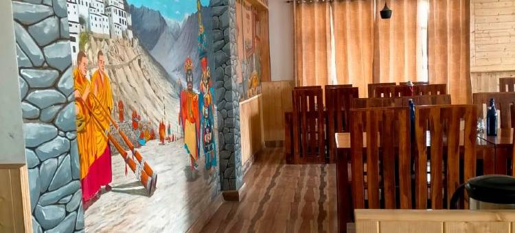 山蜂卡扎卡普尔度假村(Kapoor Resort Kaza by Mountain Bee)图片