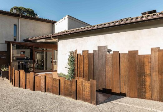 Hôtel le Parc - la Table de Franck PutelatHotel Overview