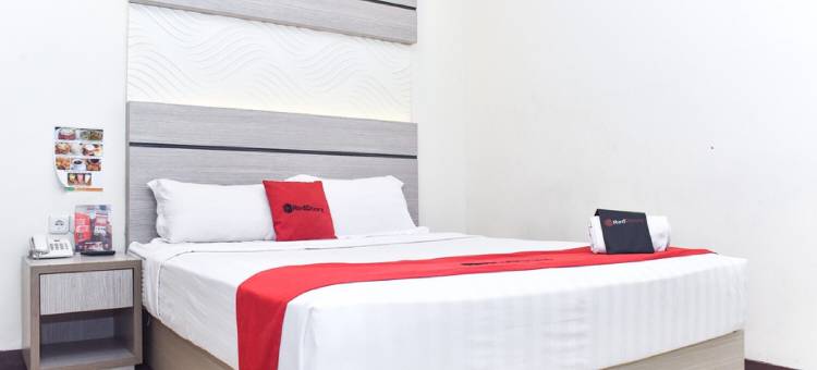 近望加锡城市广场红门旅馆(Reddoorz Plus Near Makassar Town Square)图片