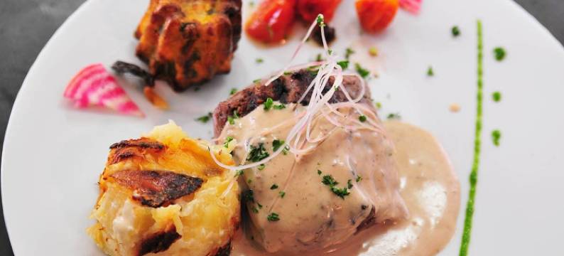 SY 阳台餐厅酒店(La Terrasse - Hôtel Restaurant à Vézelay)图片