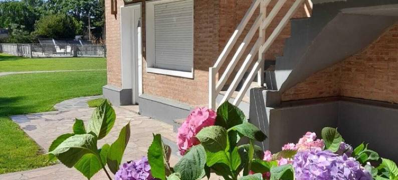 罗布林斯公寓酒店(Los Robles Apart Hotel)图片