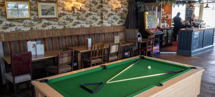 伯恩矛斯科莫多雷酒店 - 格林国王旅馆(Commodore Hotel by Greene King Inns)图片