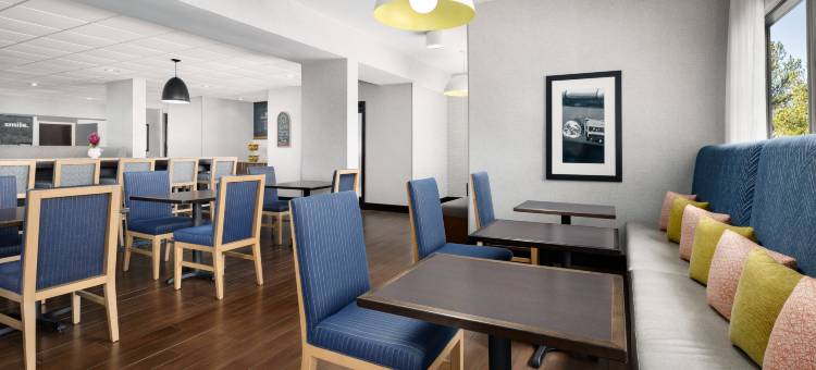 孟菲斯欢朋酒店-旺特格鲁夫/东浸信会(Hampton Inn Memphis-Walnut Grove/Baptist East)图片