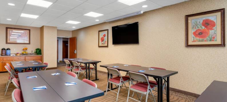 尤金舒适套房酒店(Comfort Suites Eugene)图片