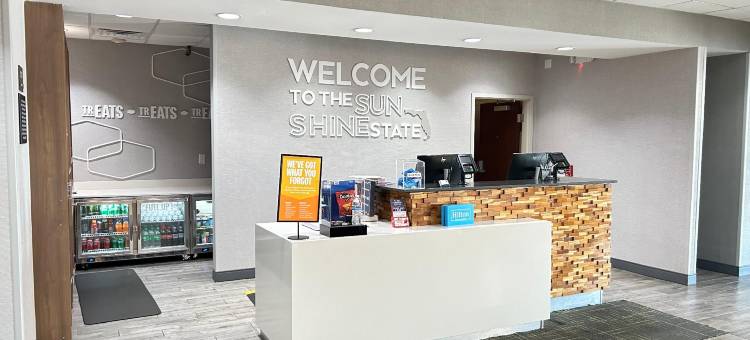 希尔顿欢朋酒店-达德市泽弗希尔斯(Hampton Inn Dade City - Zephyrhills)图片