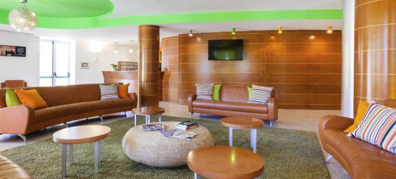 宜必思尚品巴里焦维纳佐酒店(Ibis Styles Bari Giovinazzo)图片