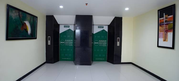 韦纳园畔之星酒店(Parkside Star Hotel Jayapura)图片