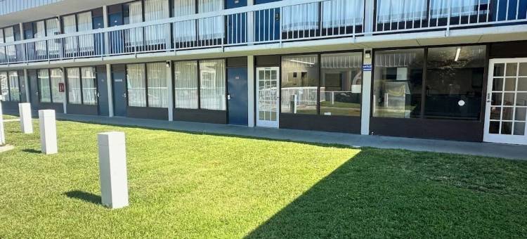 Motel 6 卢戈夫, 南卡罗来纳州(Motel 6 Lugoff, SC)图片