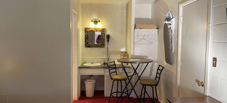 费尔威骑士酒店(Knights Inn Fairview)图片