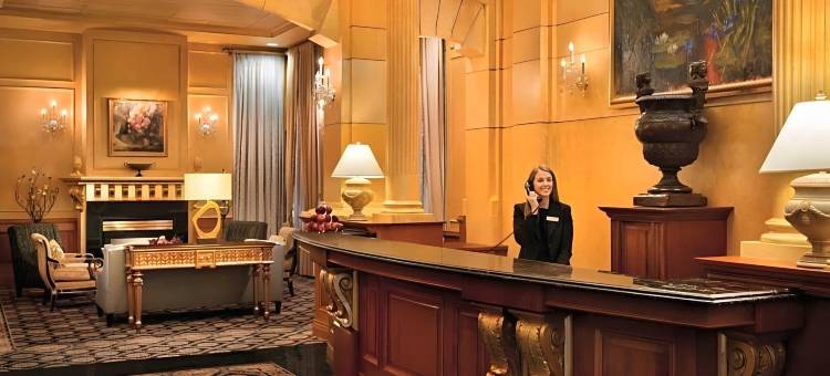 勒苏蕾行政酒店(Executive Hotel le Soleil Vancouver)图片