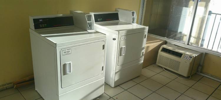 汉普顿红屋顶酒店(Red Roof Inn Hampton Coliseum)图片