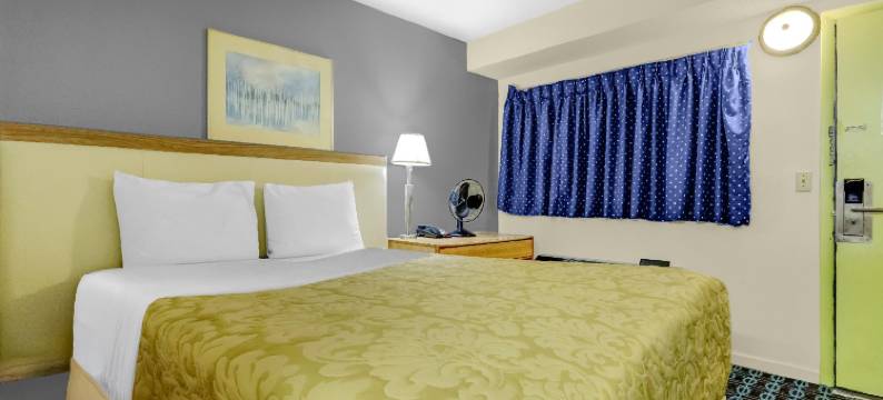 OYO 布鲁克维尔酒店 近代顿国际机场(Brookville Inn by OYO Near Dayton International Airport)图片