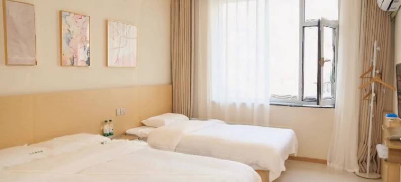 三江源宾馆(长白山北坡集散中心店)图片