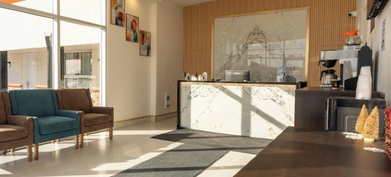 布兰普顿豪生酒店(Howard Johnson By Wyndham Brampton)图片