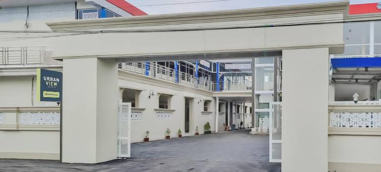 Urbanview酒店MM英德拉马由-由红门酒店管理(Urbanview Hotel MM Indramayu by RedDoorz)图片