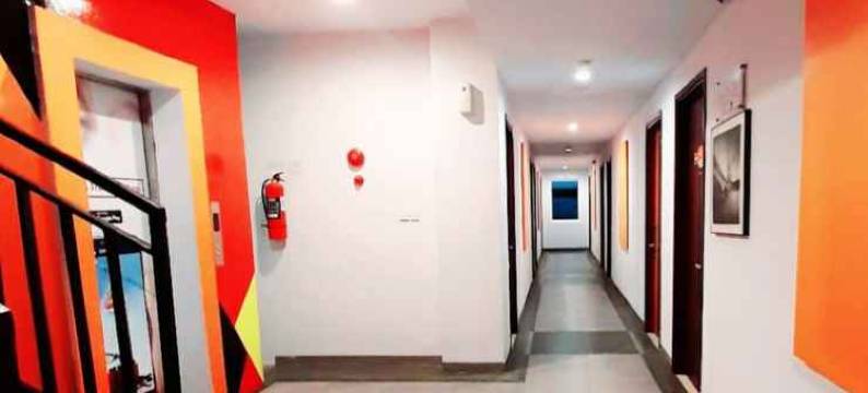 三宝拢弗朗特万旅馆(Front One Inn Semarang)图片