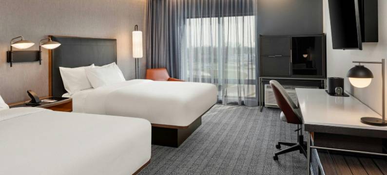 贝滕多夫万怡酒店(Courtyard Bettendorf)图片