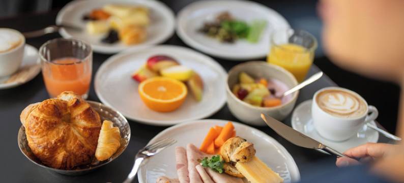 吕登沙夫豪森定制酒店(Tailormade Hotel RÜDEN Schaffhausen)图片