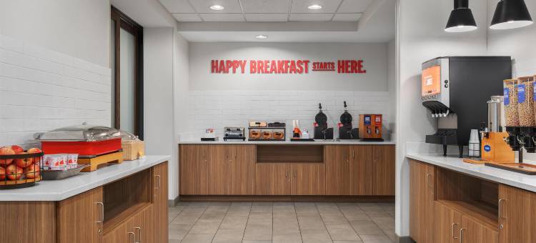 利斯堡 - 塔瓦雷斯希尔顿欢朋酒店(Hampton Inn Leesburg/Tavares)图片