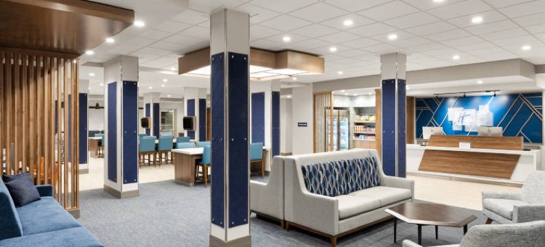 安克雷奇中城Holiday Inn Express And Suites酒店由IHG运营(Holiday Inn Express & Suites Anchorage - Midtown by IHG)图片