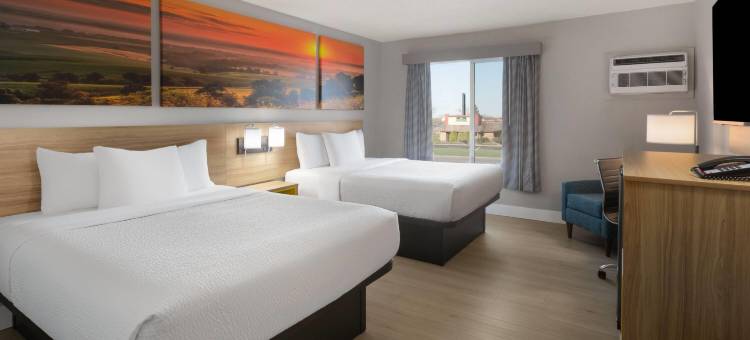 温德姆费格斯福尔斯戴斯酒店(Days Inn by Wyndham Fergus Falls)图片