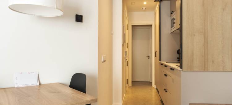 Guest Ready-巴塞罗那会展中心现代化一室公寓民宿(Guest Ready - Estudios Modernos Fira Barcelona)图片