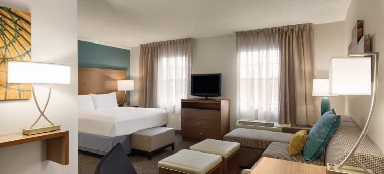 布兰登-坦帕东部洲际Staybridge Suites酒店(Staybridge Suites TAMPA EAST- BRANDON by IHG)图片