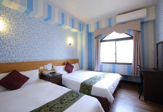 Crown Hotel Hotel Overview