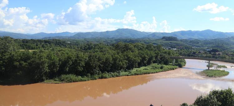 勐腊宝乐大酒店图片