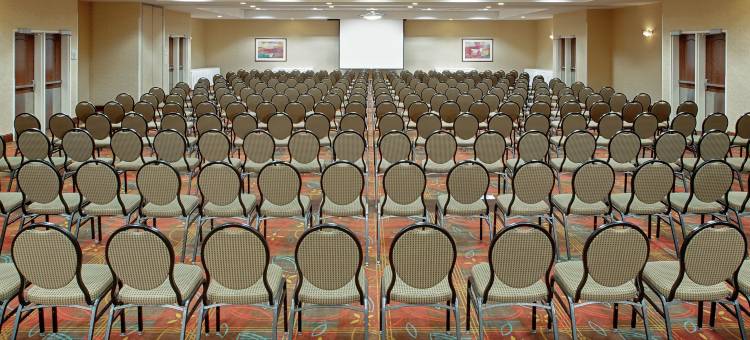 奥黑尔机场希尔顿花园酒店(Hilton Garden Inn Chicago O'Hare Airport)图片