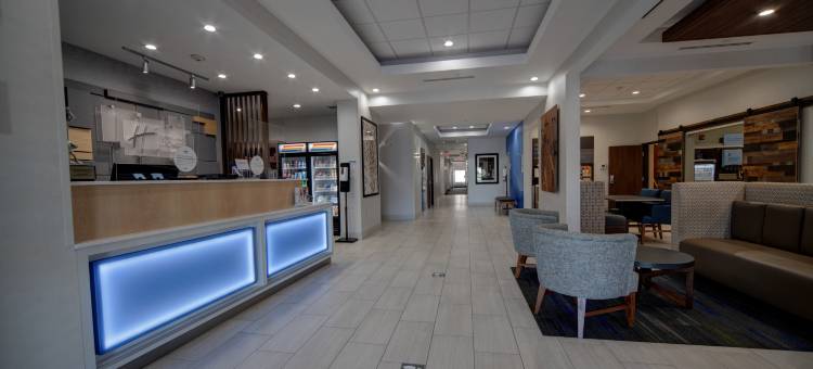 智选假日套房酒店奥克拉荷马市西育空(Holiday Inn Express & Suites Oklahoma City West-Yukon)图片