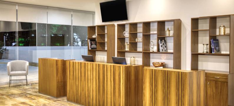 瓜达拉哈拉佩里菲里科波尼特嘉年华酒店(Fiesta Inn Guadalajara Periferico Poniente)图片