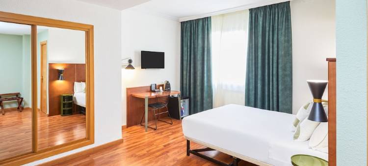 卡森·德尔·托尔梅斯(Cason del Tormes by HappyCulture)图片