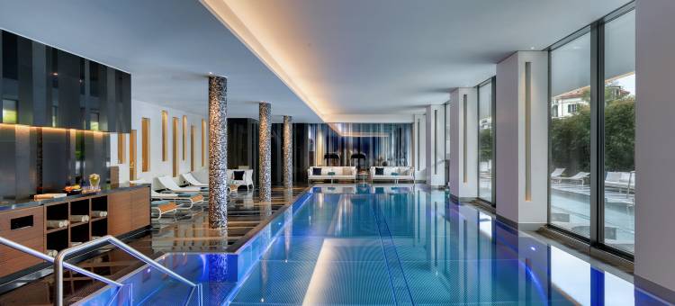 皇家萨沃伊酒店及水疗中心(Royal Savoy Hotel and Spa)图片