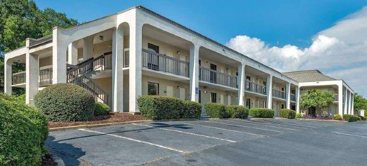 哥伦布呗盟套房酒店(Baymont by Wyndham Columbus GA)图片