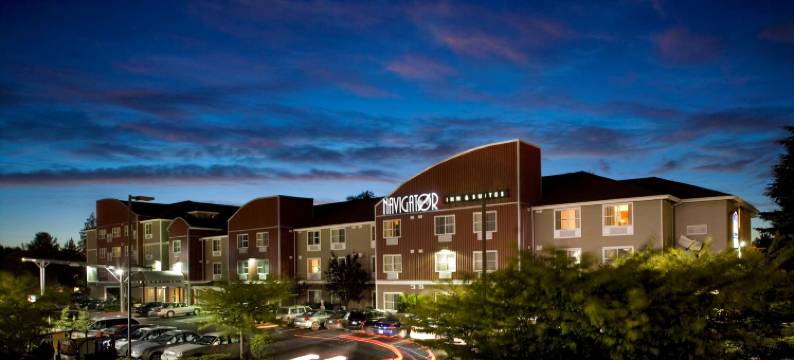 贝斯特韦斯特领航者套房行政住宅酒店(Best Western Plus Navigator Inn  Suites)图片