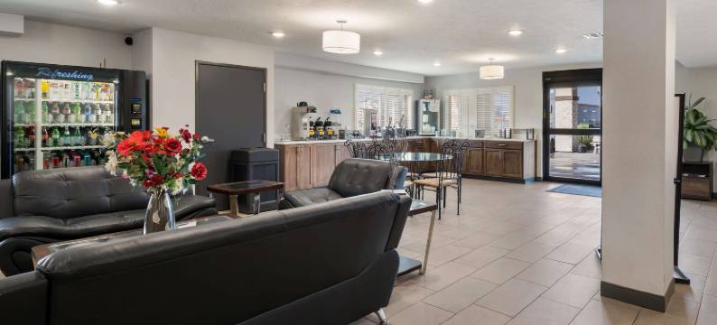 安大略红狮酒店(Red Lion Inn & Suites Ontario)图片